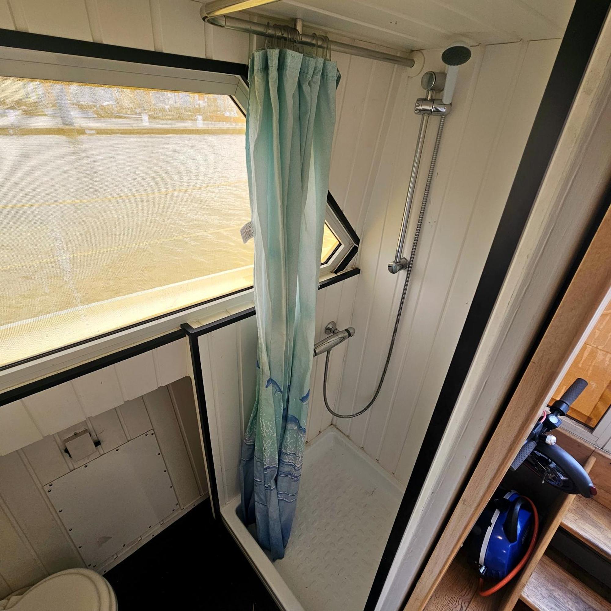 Appartement Sur L'Eau Tout Confort Ле Баркарес Экстерьер фото